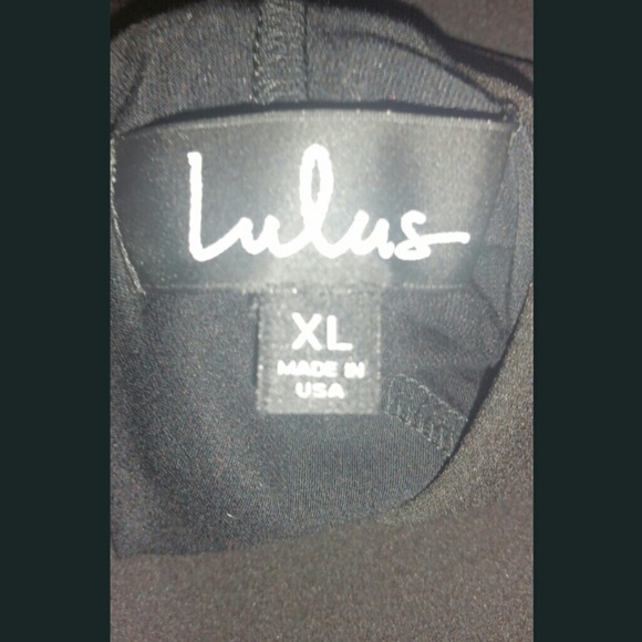 NWOT LULU’S Black Halter Dress👗 - Picture 8 of 8